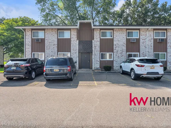 7330 Woodview St APT 2, Westland, MI 48185