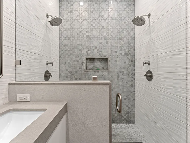 93 Augusta Dr — Photo 26