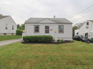 828 Cornell Ave, Youngstown, OH