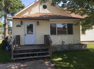 512 Jackson St, Wausaukee, WI 54177