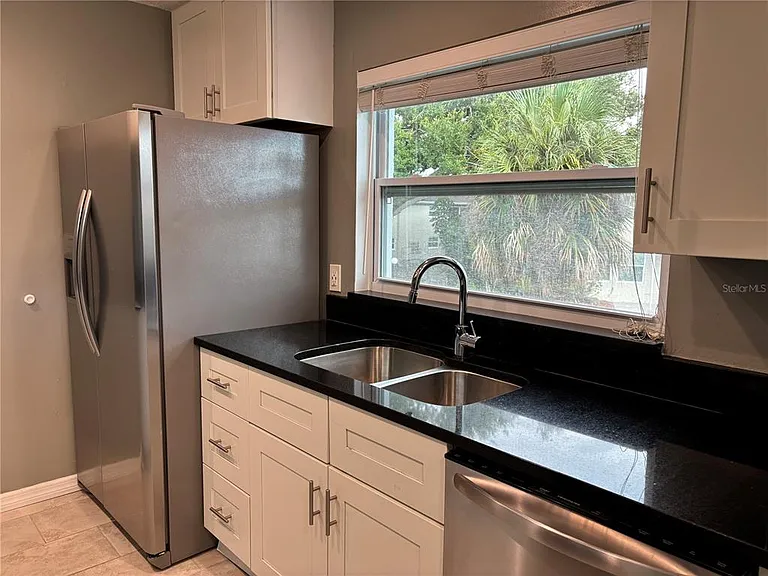 1241 Turner St #B — Photo 6