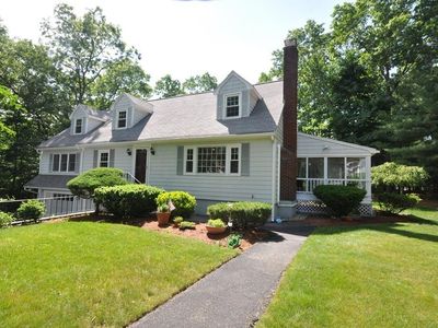 2 Reeves Rd, Bedford, MA, 01730