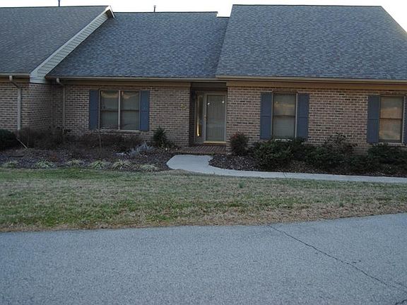 2nd image of 202 Quaker Lake Dr