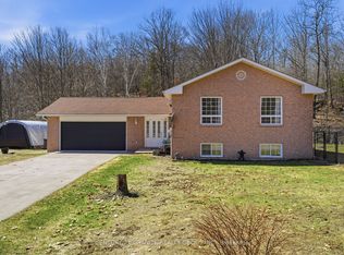 122 Gaebel Rd, Bancroft, ON K0L 1C0