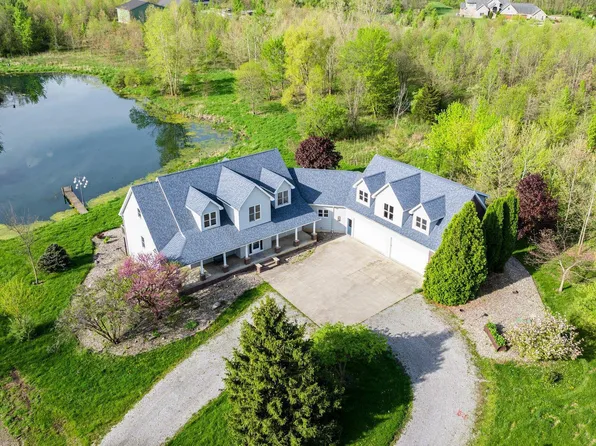 5006 Vandolah Rd, Leo, IN 46765