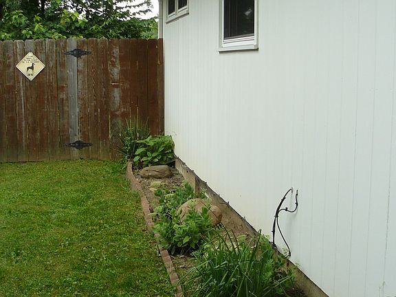 5th image of 7676 Dalglen Dr