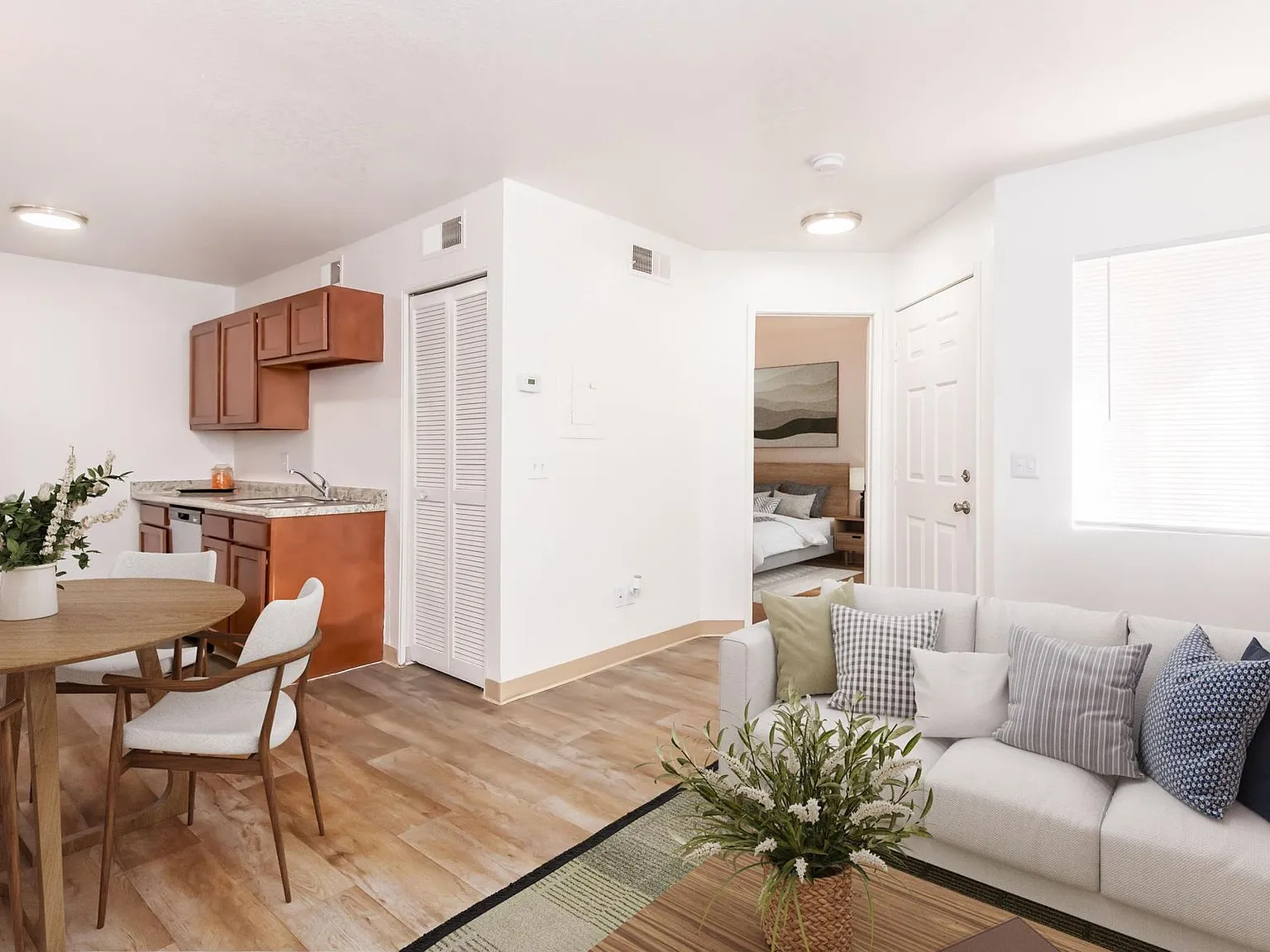 Mountain Steppes Apartments — Photo 2