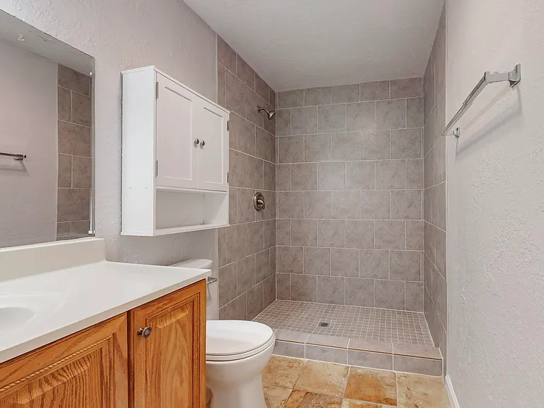 2551 Aspen Ave NW #B — Photo 14
