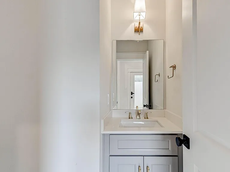 5402 Wheatley St #G — Photo 15