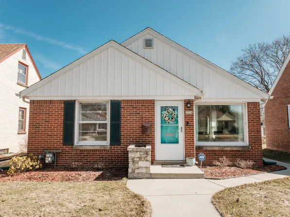 3028 N 86th St, Milwaukee, WI 53222