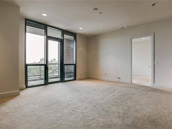 5th image of 3100 W 7th St APT 621