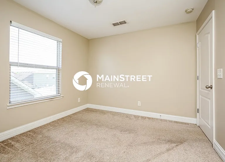 1313 Sunray Dr — Photo 9