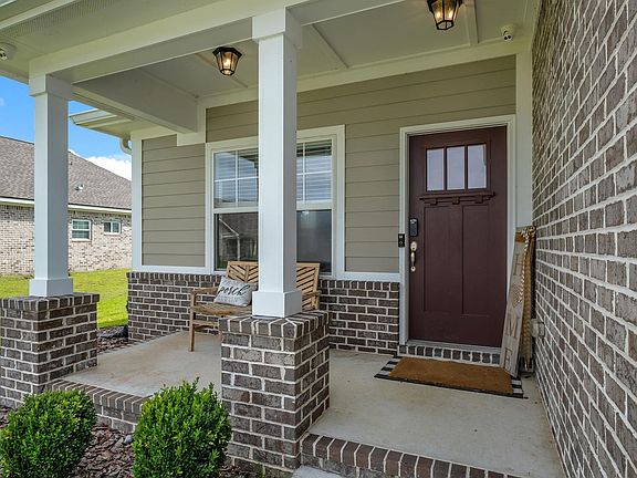 5th image of 3817 Arbor Dr