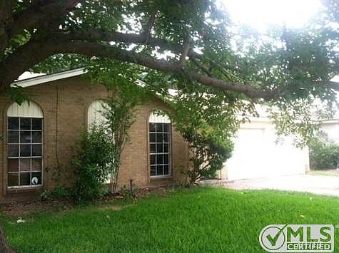 1st image of 437 Edwards Dr