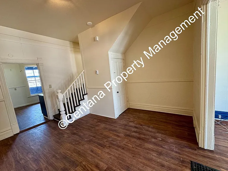 730-732 W Granite St — Photo 12