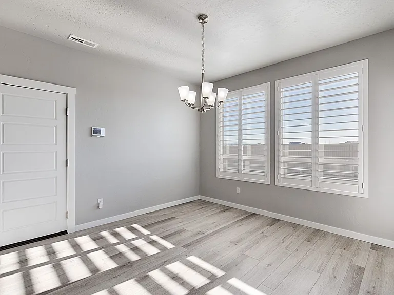 4346 N Nemea Ave — Photo 13