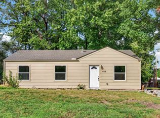 6415 N West Park View St, Wichita, KS 67219