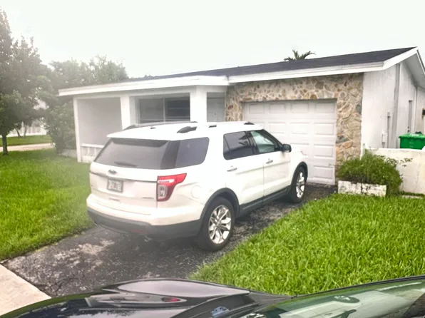 2301 NW 81st Ter, Sunrise, FL 33322