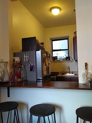 Rented by Signature Property Realty | media 15