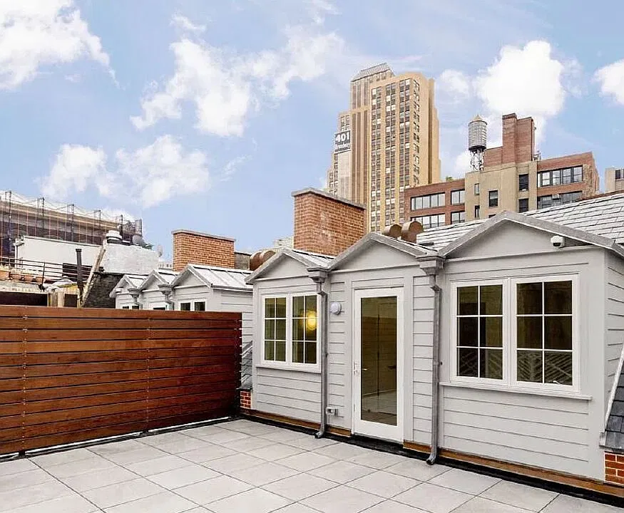 323 Canal St #3