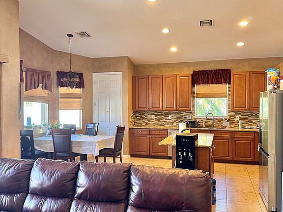 5th image of 4149 Worlington Terrace