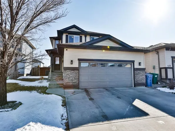 437 N Twinriver Rd W, Lethbridge, AB T1J 3Y9