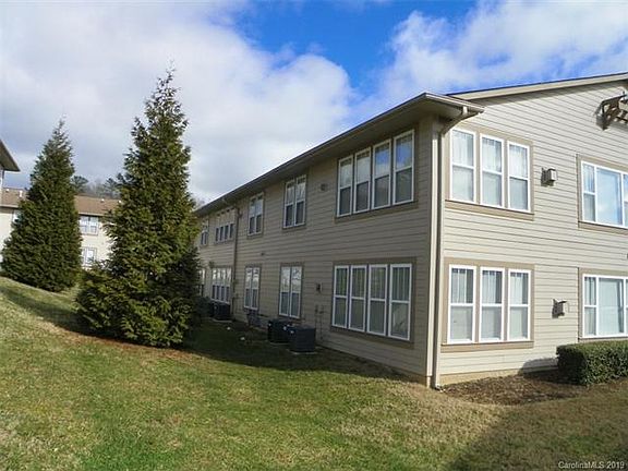 2nd image of 2102 Deermouse Way #2102