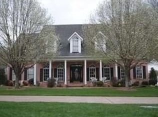 26 Holly Cir, Winfield, WV 25213