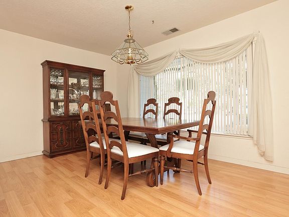 2nd image of 2901 Fruitdale Ave