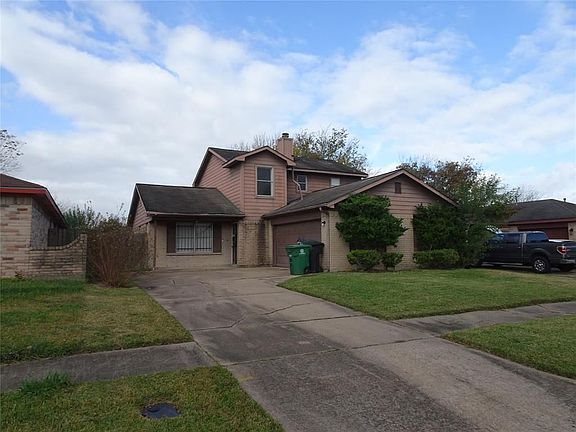 2nd image of 11822 Roandale Dr