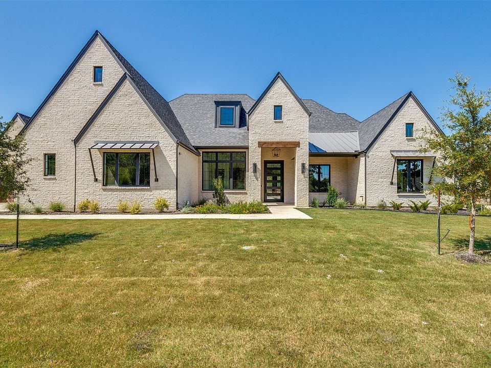 1st image of 208 Kylie Ln