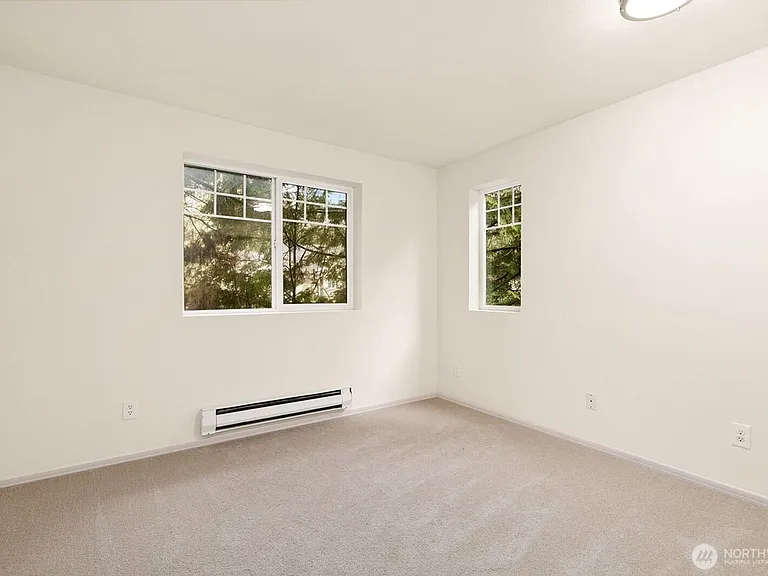 18501 SE Newport Way #H237 — Photo 16