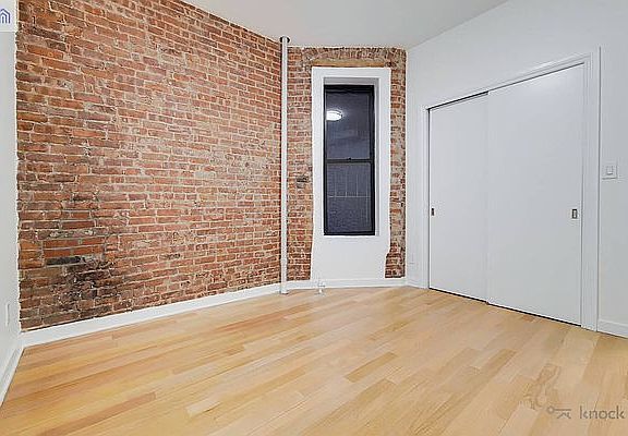 3rd image of 590 Amsterdam Ave #1R