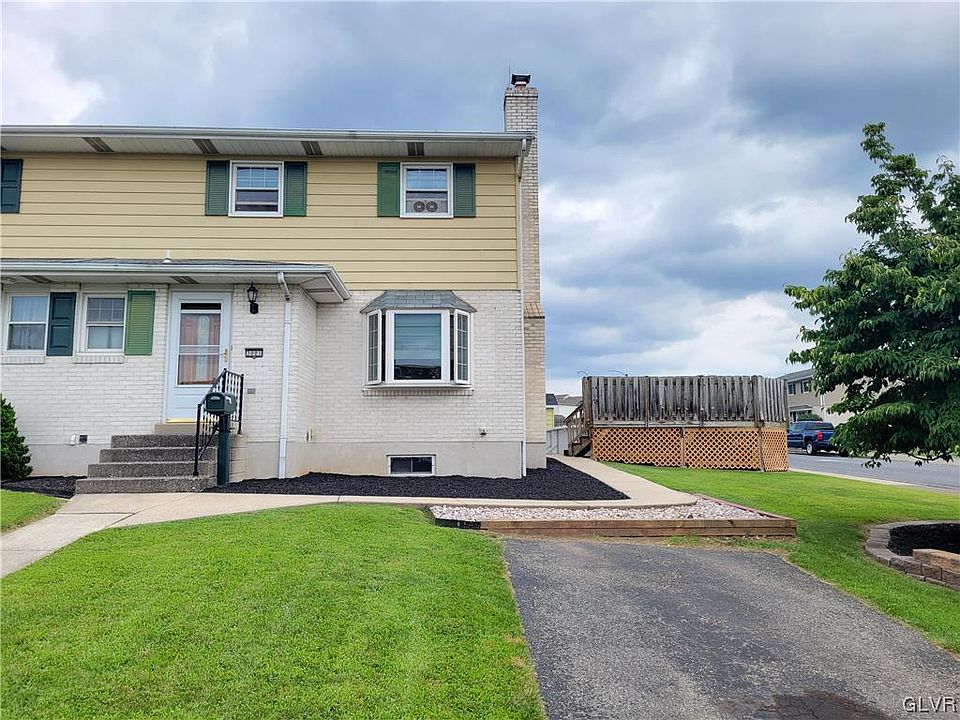 1st image of 3001 Eisenhower Dr