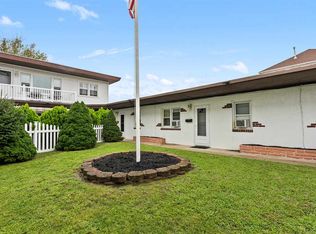 110 W Crocus Rd, Wildwood, NJ 08260
