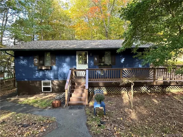 9 Cardiff Lane, Rock Hill, NY 12775