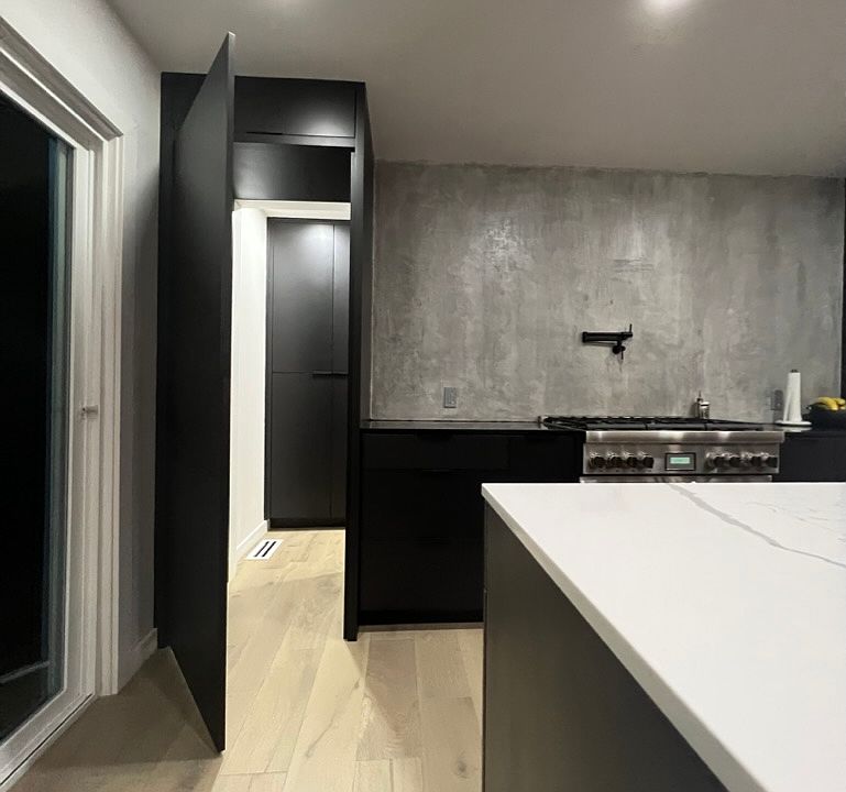 1st image of 4740 Badger Rd