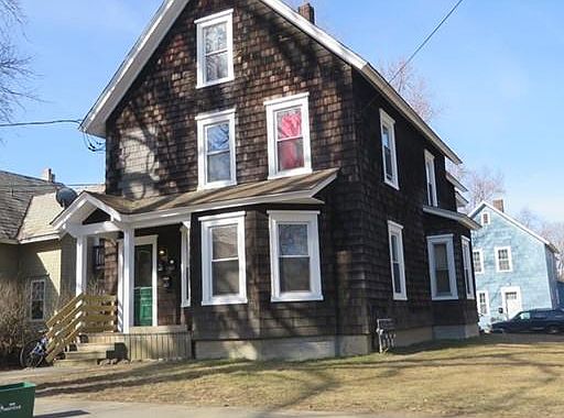 2nd image of 68 Congress St