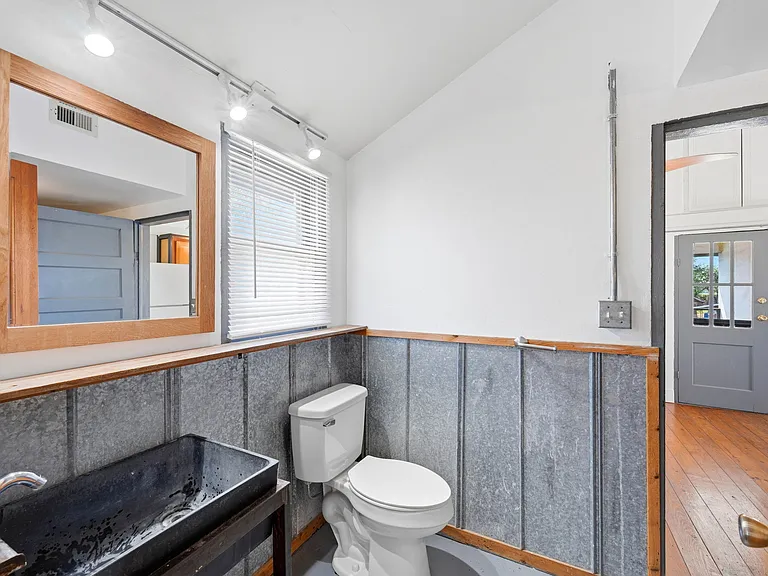 127 Clay St #2 — Photo 14