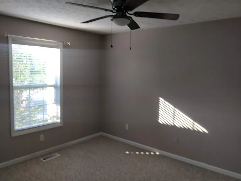 1477 N Donahue Dr #2106 — Photo 6