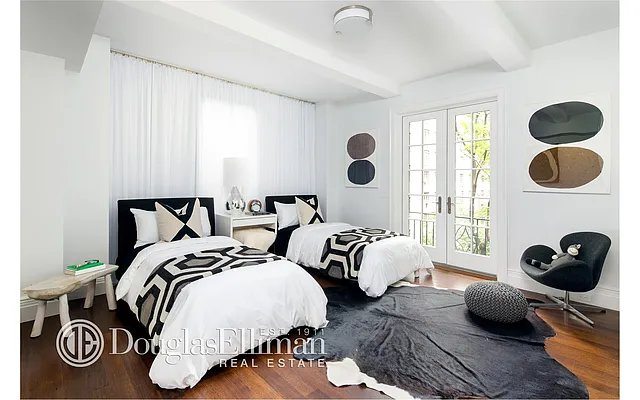 Sold by Douglas Elliman | media 18