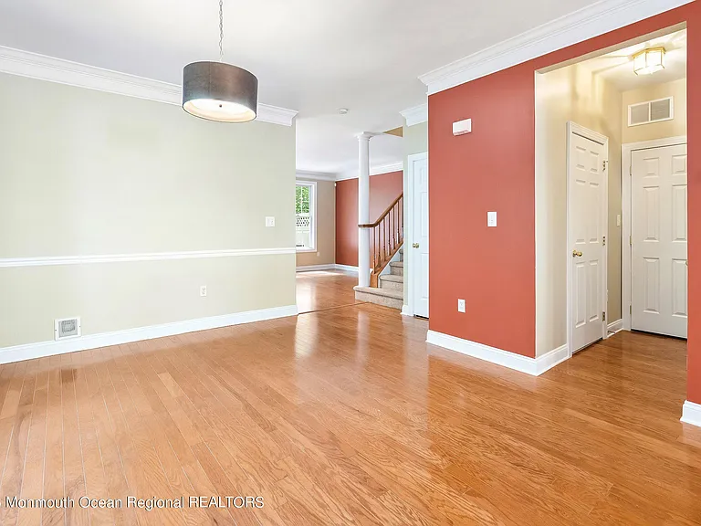 25 Indigo Dr — Photo 3