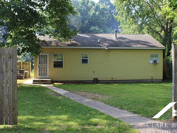 4th image of 252 Manchester St W