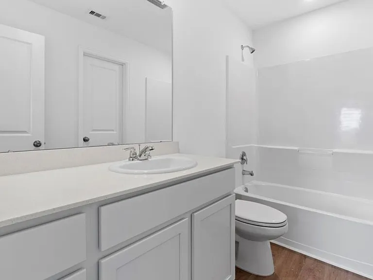 2430 Ridge Oak Dr — Photo 2