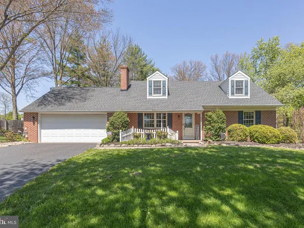 225 Parkview Ct, Harleysville, PA 19438