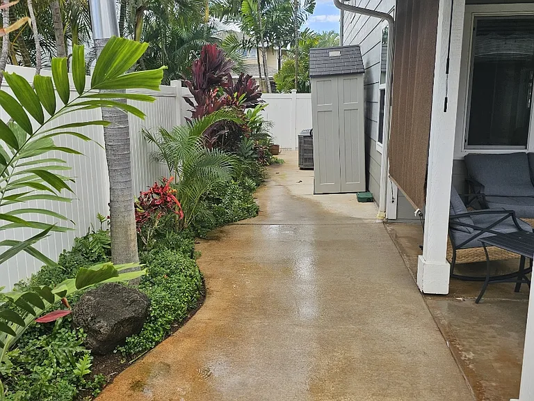 91-1053 Hokuikekai St — Photo 7