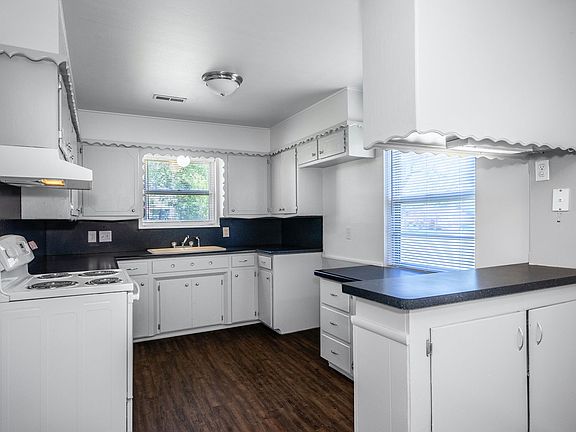 4th image of 112 Belisle Ave