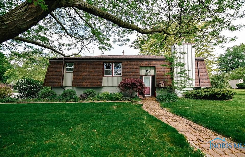 1st image of 103 Woodcliff Dr
