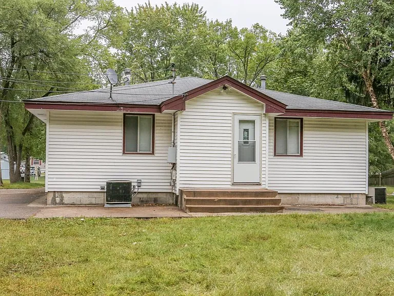5723 Quincy St — Photo 15