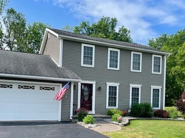 82 S Pollard Dr, Fulton, NY 13069